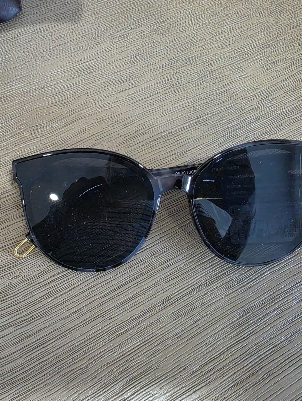 Universal Thread Black & Gray Cat-Eye Sunglasses - Women's Fashion Shades